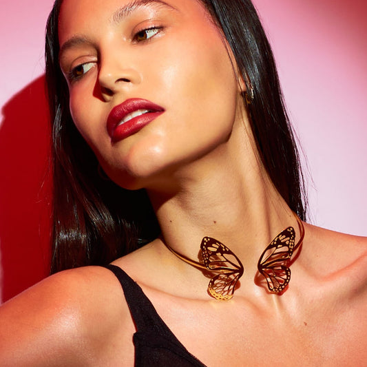 Mariposa Monarca Gargantilla abierta