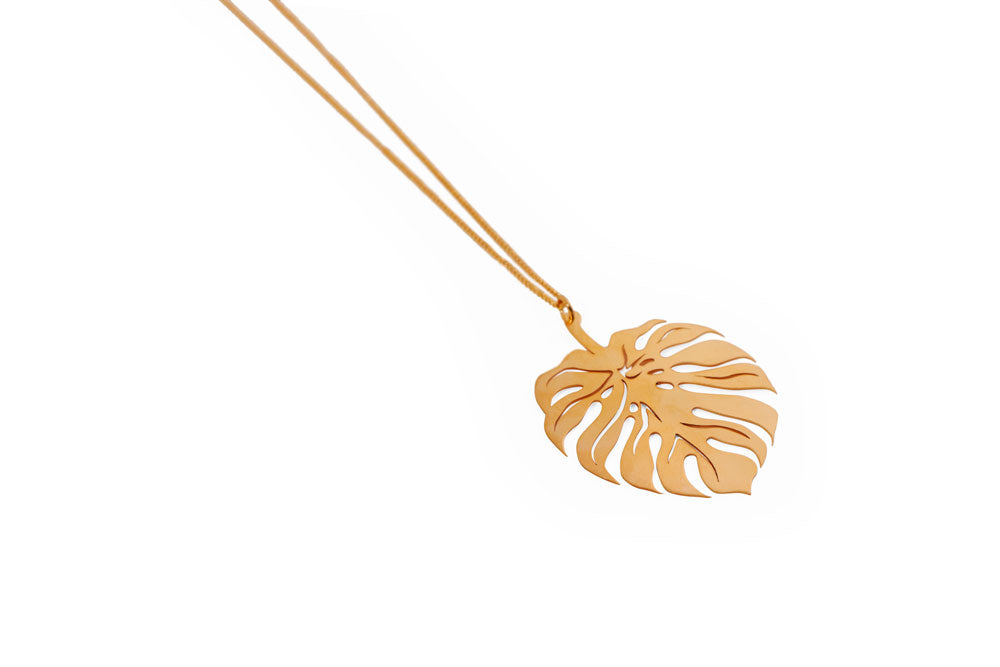 Leaf Love Collar Monstera