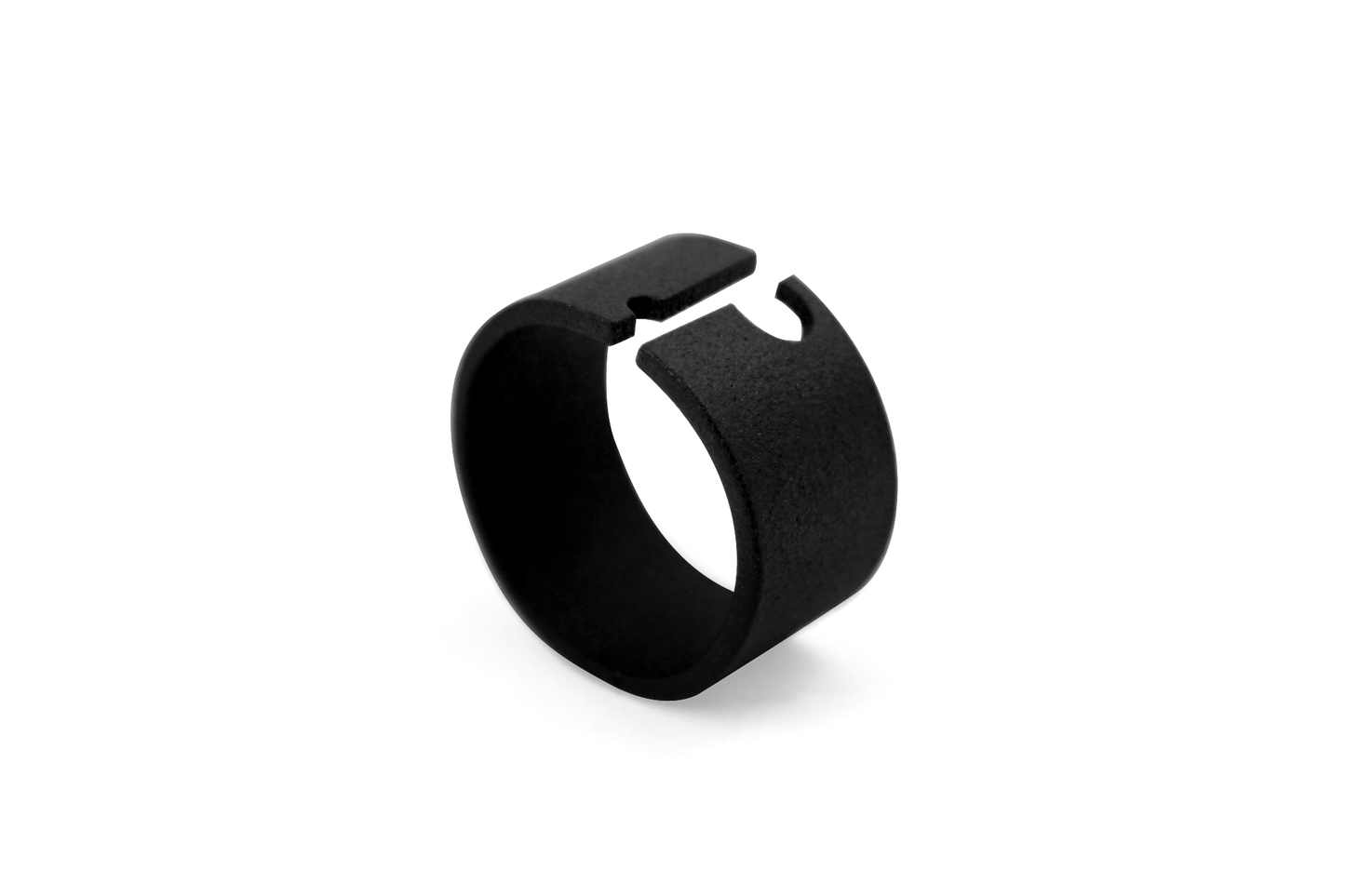 Argolla "o" Space Negro Mate Texturizado