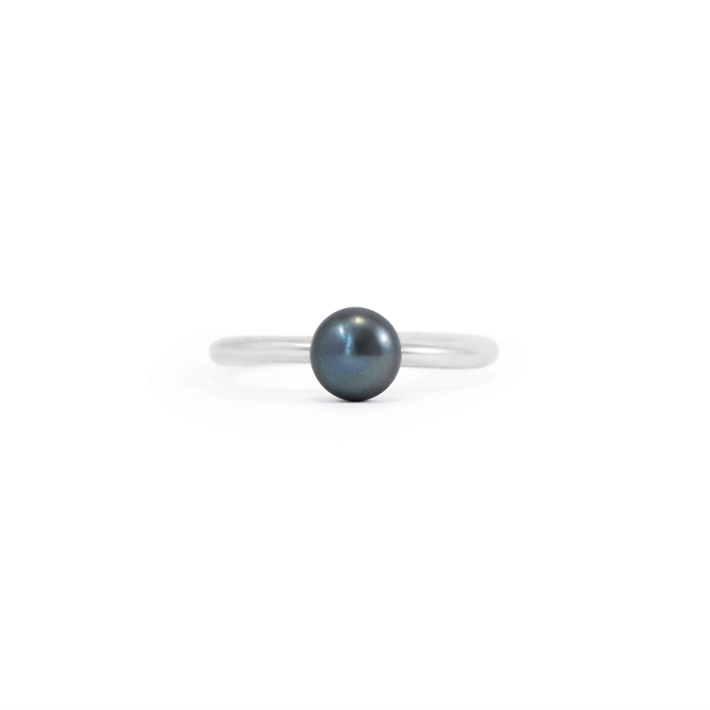 Anillo con perla