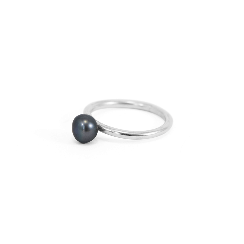 Anillo con perla