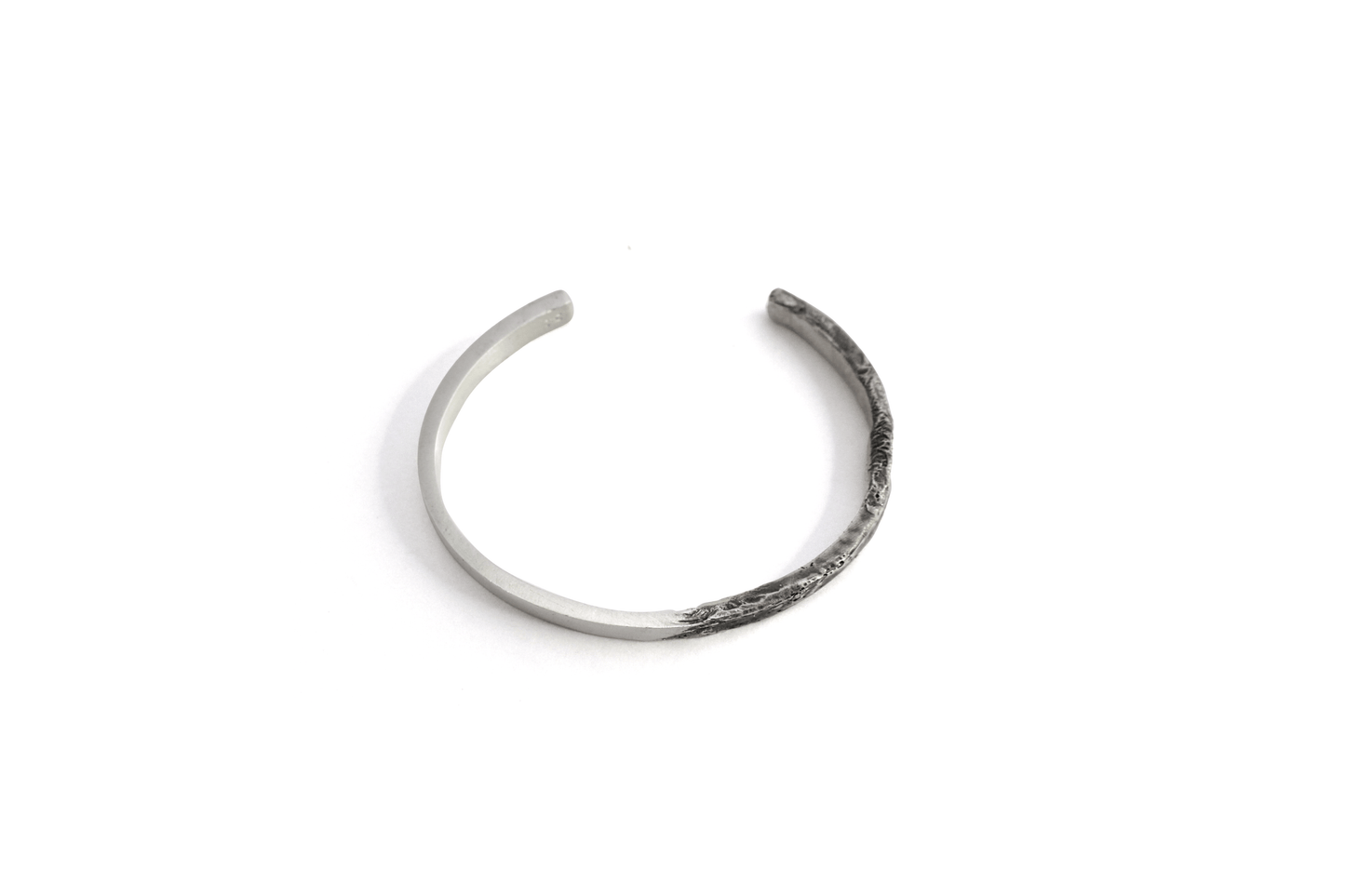 Brazalete A Tierra Agua Plata