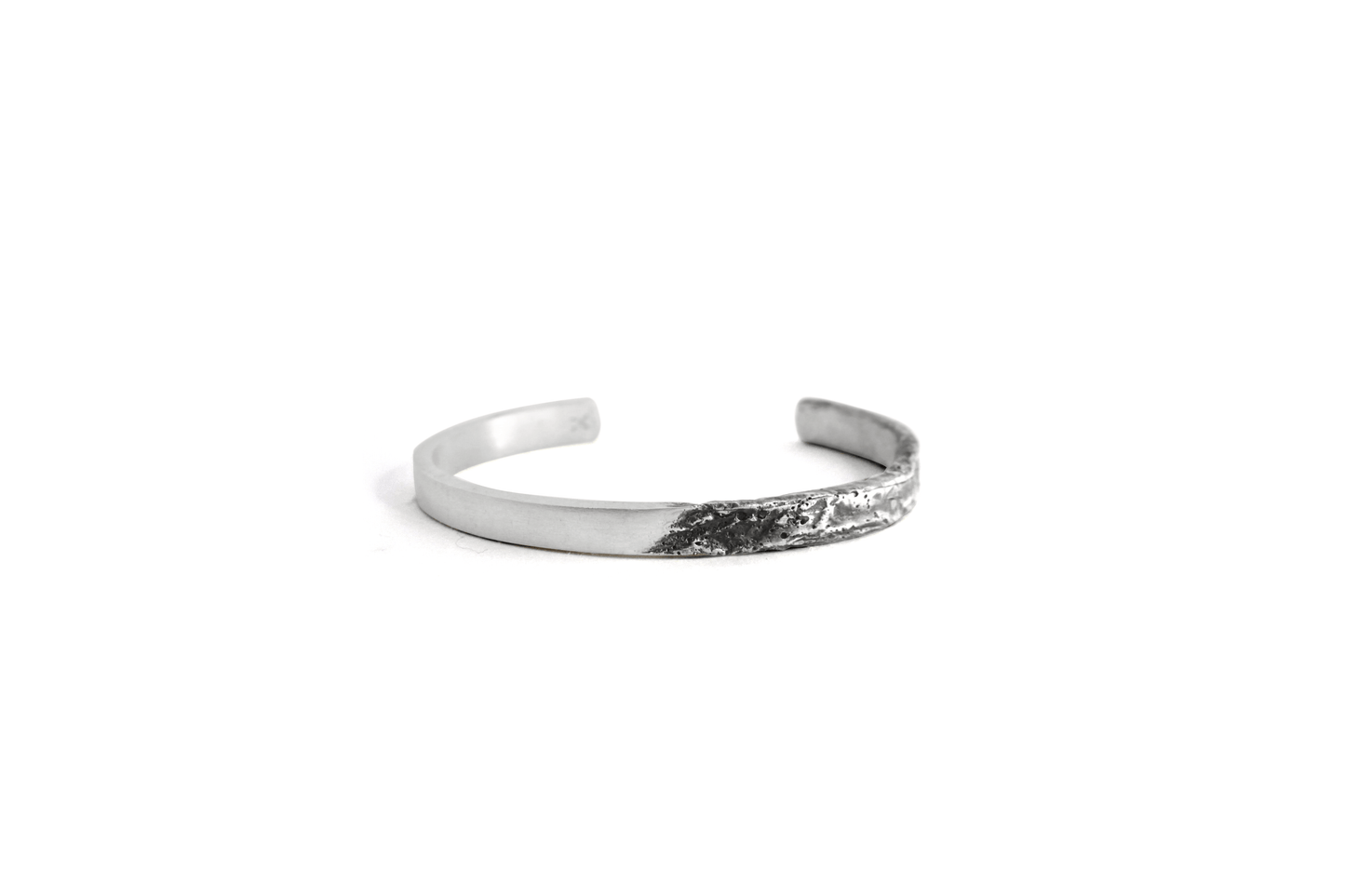 Brazalete A Tierra Agua Plata
