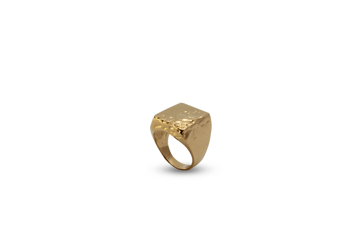 Anillo Tierra Agua Grande Dorado