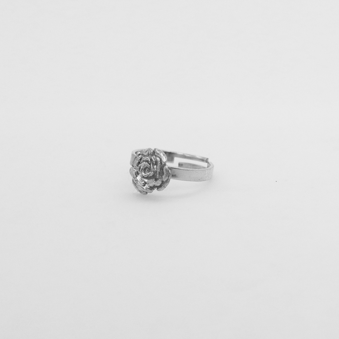 Anillo Rosa Silueta sin hojas.