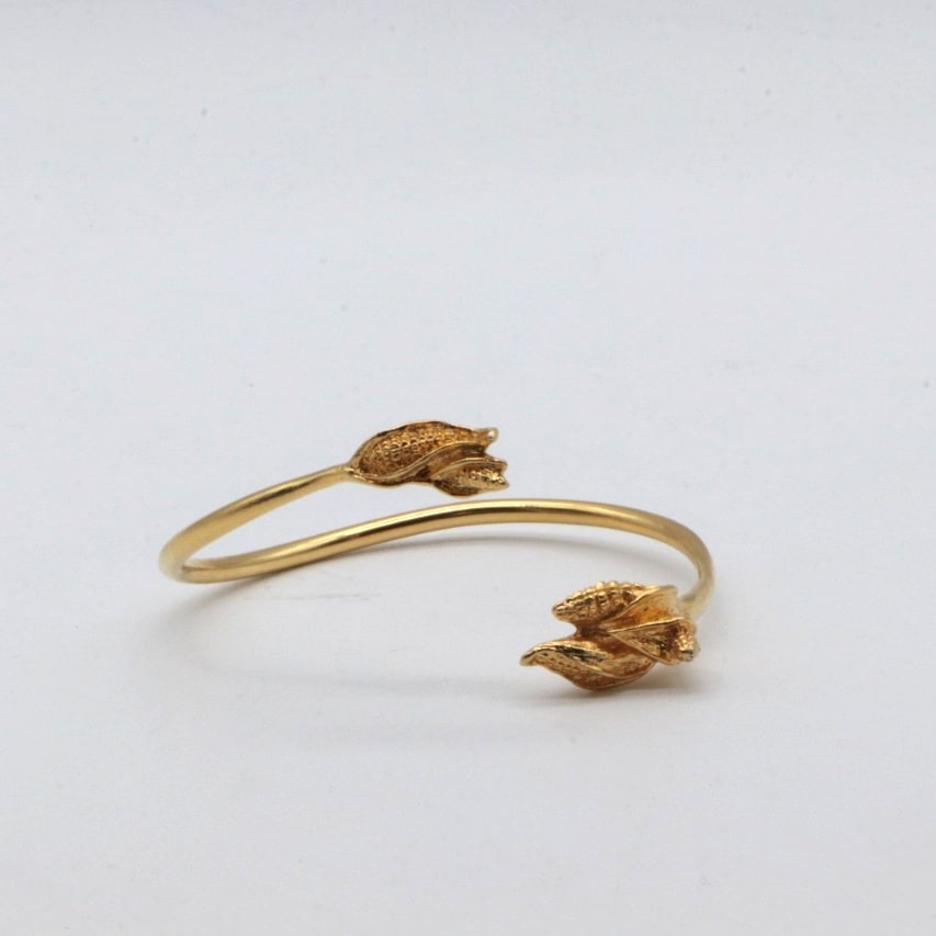 Hijos del Maiz brazalete dorado