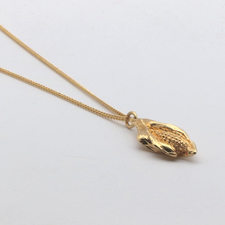 Hijos del Maiz collar dorado